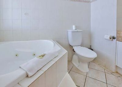 Three Bedroom Apartment Bathroom